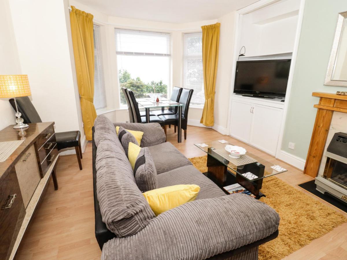 Llys Madoc, Basement Apartment Penmaenmawr Exterior photo